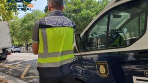 Sucesos.- Detenidos cuatro hombres por falsificar documentos para conseguir contratos de trabajo en Palma