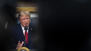 Trump: el actual crecimiento del PIB resolverá el asunto de la deuda "con gran facilidad"