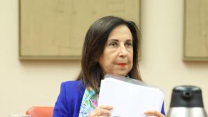 Robles comparece ante la Comisión de Defensa en el Congreso