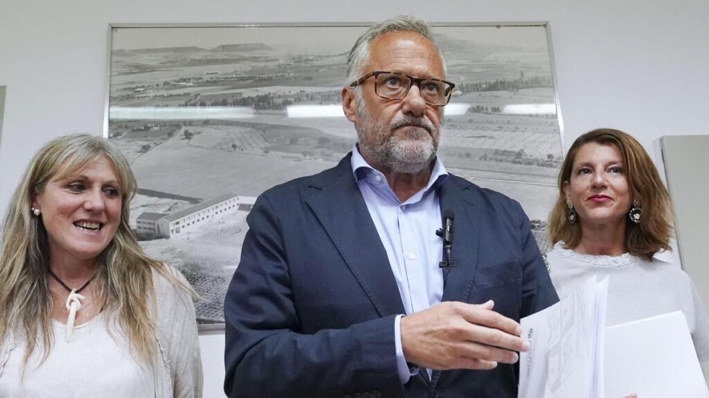 Pollán visita el centro de menores Zambrana