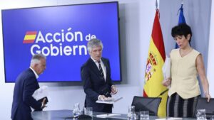 El Gobierno aprueba por decreto ley el registro de 'lobbies'