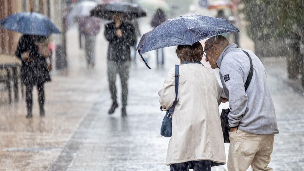 Chubascos y tormentas fuertes en el interior este peninsular para este domingo