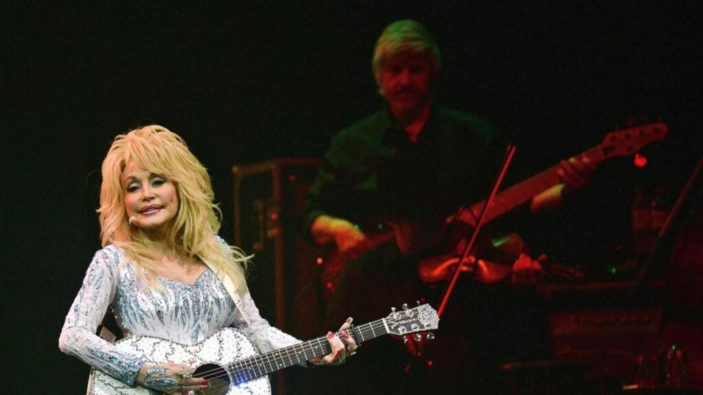 Muere Dolly Parton a los 80 años: adiós a la reina del country