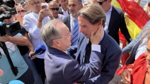 Aznar reclama desde Ceuta firmeza ante el ataque a la "soberanía nacional"