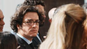 El PP y Vox retoman la negociación en Extremadura centrada "exclusivamente en medidas políticas" y no en puestos