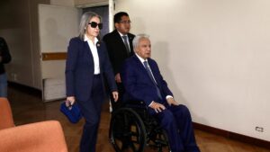 Tribunal declara al expresidente ecuatoriano Lenín Moreno culpable de recibir sobornos