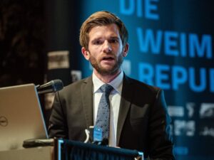 24.02.2022 Weimar: Prof. Dr. Tristan Barczak (Preisträger Arnold Freymuth Preis 2022) spricht während der Tagung des Wei