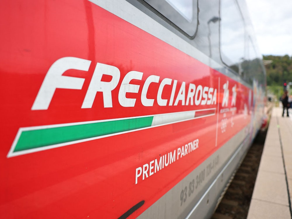 Italienischer Schnellzug Frecciarossa
