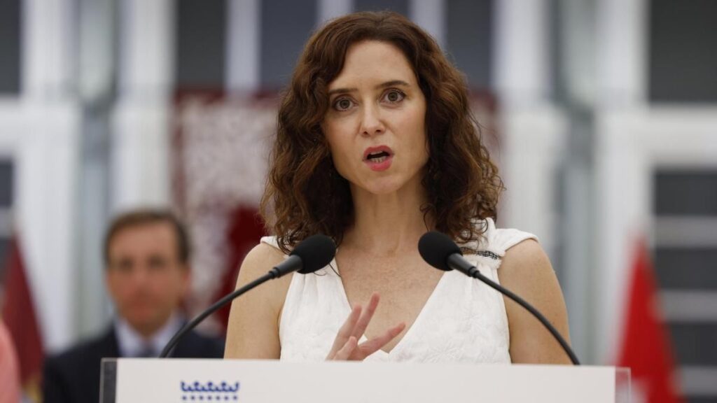 Ayuso visitó el ático de Chamberí tras su compra por la Comunidad de Madrid