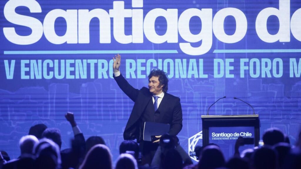 Milei pide unidad en la derecha y "quitar el cáncer de la izquierda" en Foro Madrid
