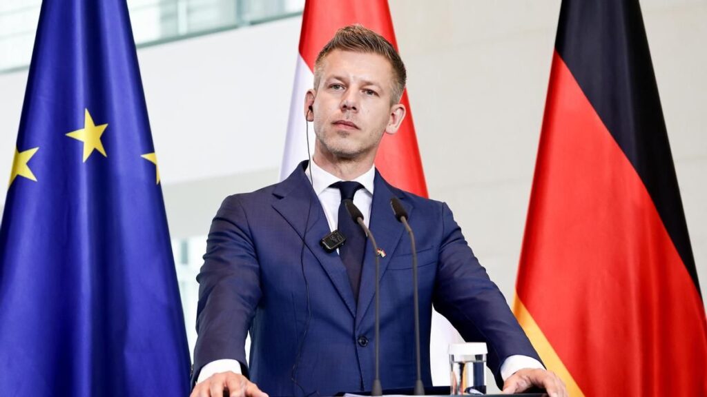 Magyar defiende la negociación dentro de la UE y rechaza vetar sólo por principio