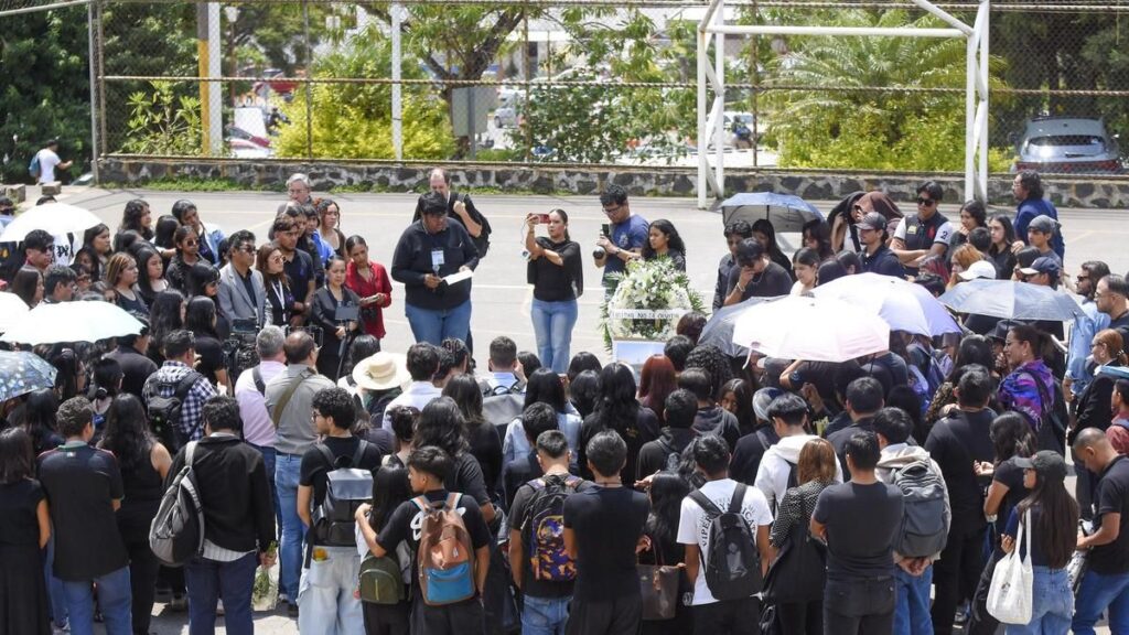 Compañeros en México recuerdan a estudiante española asesinada: "Claudia no se olvida"
